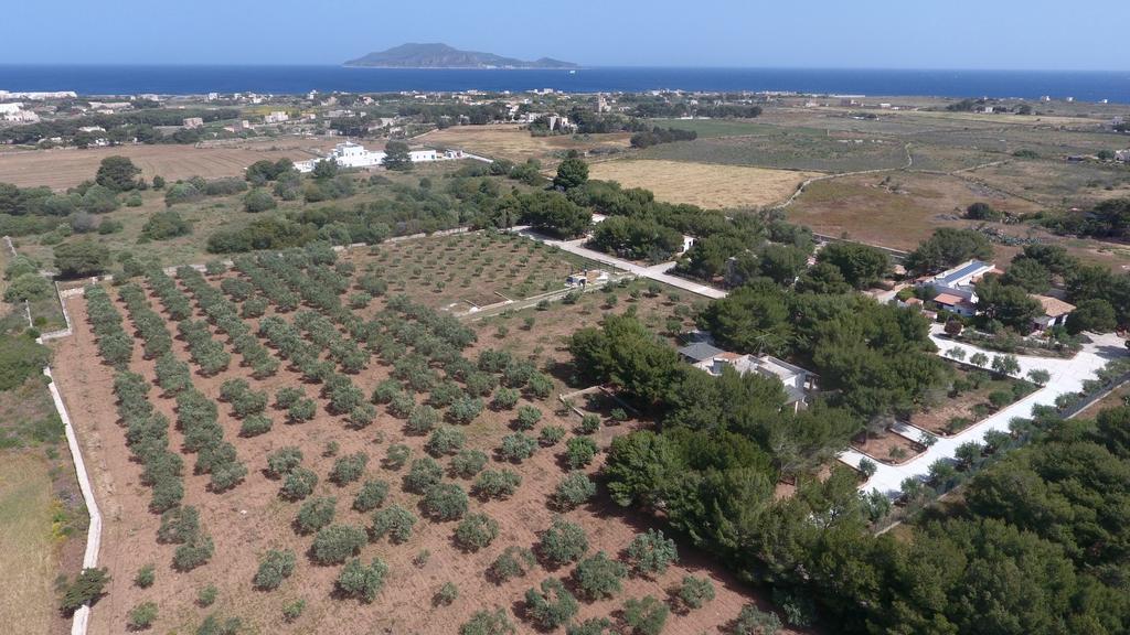 Appartamenti In Villa Senia Favignana Exteriör bild